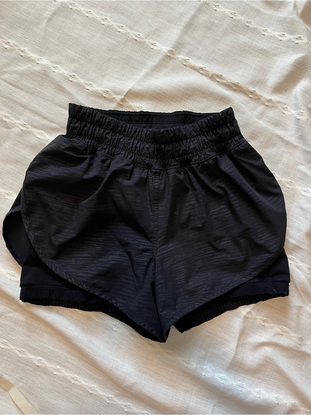 Lululemon Athletica Bootcamp Ready 2-in-1 Running Gym Short in Stride Black 6